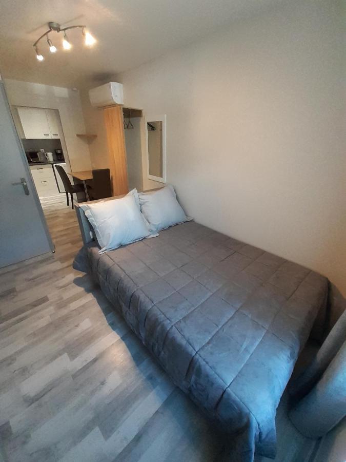 Les Appartements Du Saint Hubert Arcis-sur-Aube Bagian luar foto